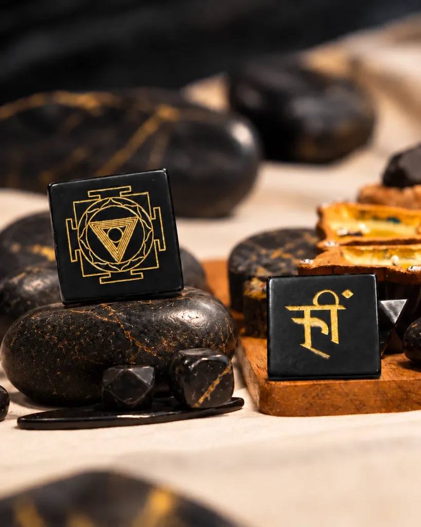 Golden-Yantra-and-Shri-Stone-Ritual